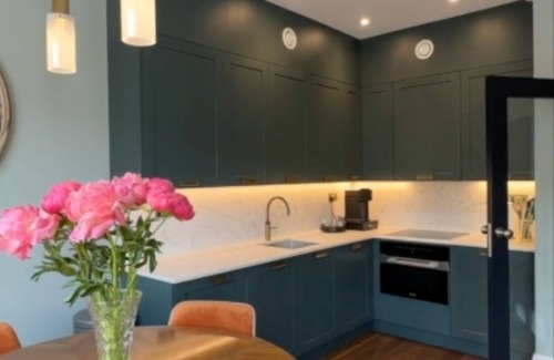 Soho Apartment | Soho Charm: Your London Adventure