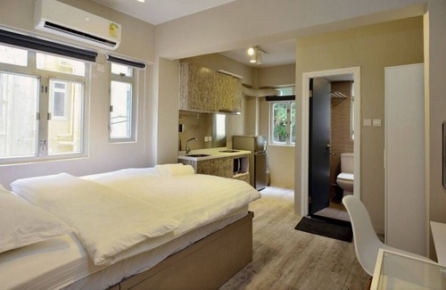 Sheung Wan Apartment | Soho Luxury Apt, New Reno *4B
