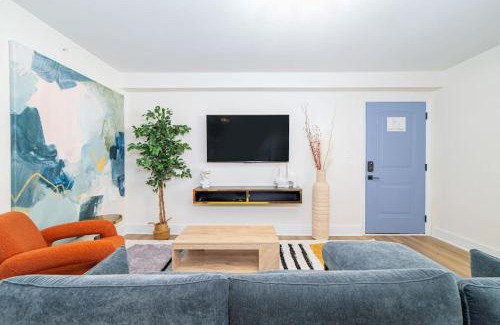 East Ocean View Apartment | Sojourn's Harborage Seal Suite