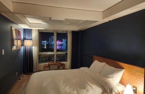 Sokcho Apartment | Sokcho Marinabay 305 "Lake View"