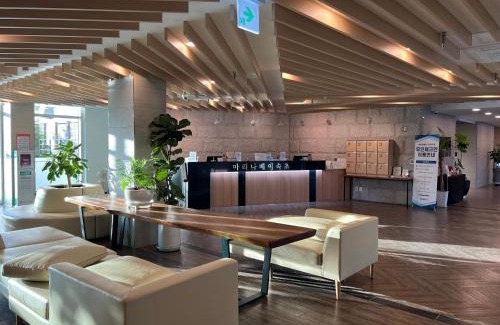 Sokcho Apartment | Sokcho Marinabay 305 "Lake View"