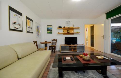 Skopje Region House | SOKO Guesthouse & Garden