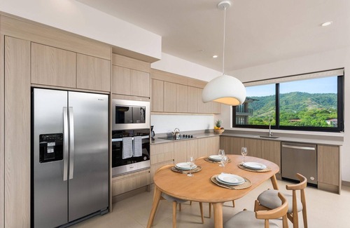 Coco Condo | Sol Pacífico at Naumi, Ocean Views & Beach Club