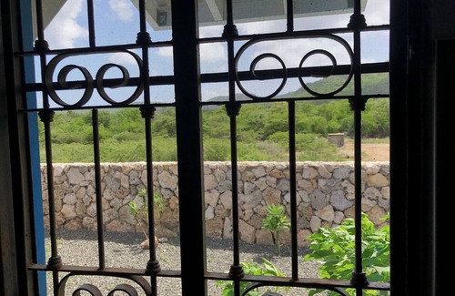 Lagun House | Sol Patch at Jeremi #1 - a seaside guest house over-looking the Caribbean.