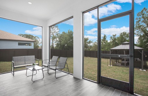 Sunshine House | Solana Oasis Vacation Home