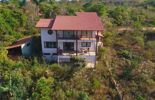 Alto Paraiso de Goias House | Solar dos Polinizadores: a special stay in Chapada