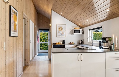 Vibæk Strand House | "Solborg" - 800m from the sea by Interhome