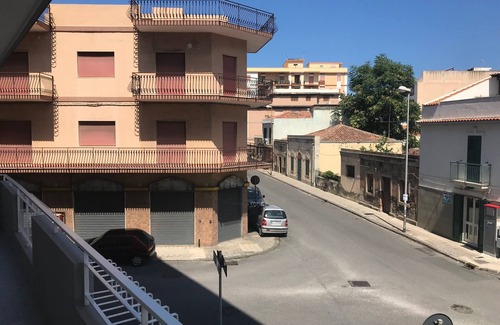 Milazzo Apartment | Sole Apartment - 5 beds - Air-conditioned