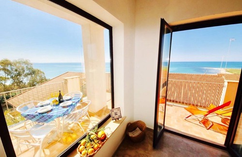 Sciacca Apartment | SOLE by KlabHouse-3BR Seafront walk2beach