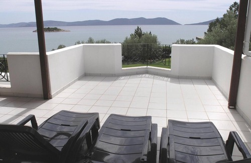 Ermionida Apartment | Soleiliosonne Haus Minos