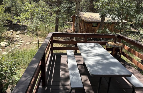 Lyons Cabin | Solitude-Cabin B: Riverside 2 Bdrm+/Private Deck & Fire Pit/40 mins From Boulder