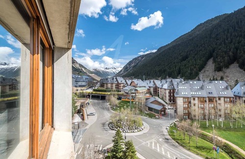 Baqueira Apartment | Solneu by SeaMount Rentals