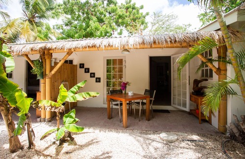 Cas Grandi Cabin | Sombré di Kabana, Casa Jardin Tropical 2