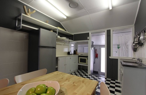 Somerset Dam House | Somerhouse in Somerset Dam