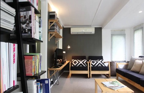 Somerset Dam House | Somerhouse in Somerset Dam