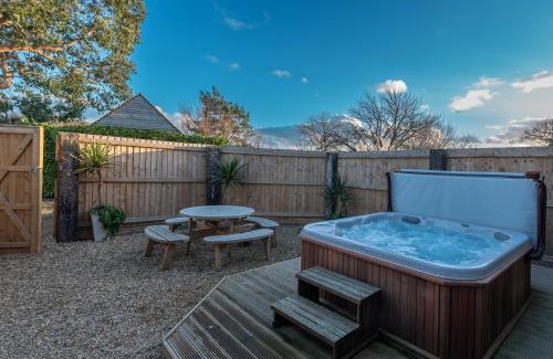Ilton House | Somerset Country Escape - Luxury barns with hot tubs