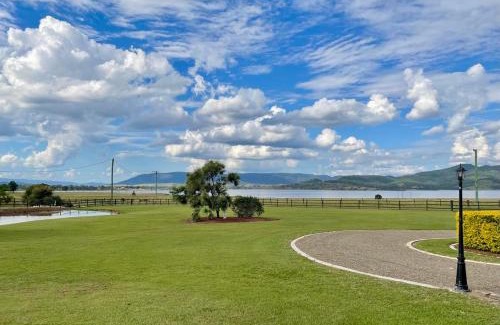 Hazeldean House | Somerset Lakehouse
