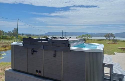 Hazeldean House | Somerset Lakehouse
