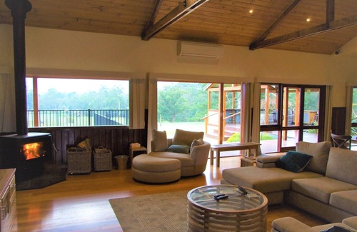 Yarra Junction House | Something for everyone. Exceptional 22 Acre Hobby Farm. Large home, Pool, Spa