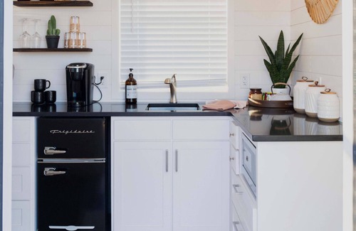 Alpine House | Somewhere in Texas Container Home