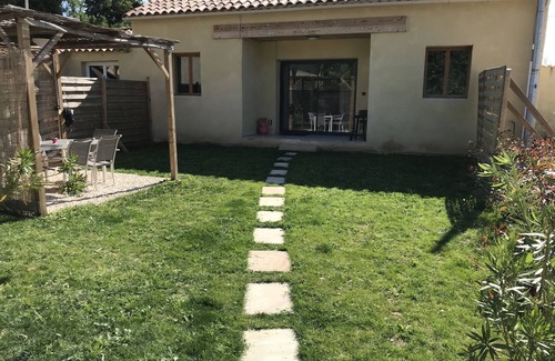 Donzere Cottage | Sommelonge gîte near grignan with private pool