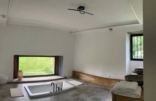 Latronquiere Villa | Somptueuse Villa du 18ème Siècle Avec Piscine et Jacuzzi
