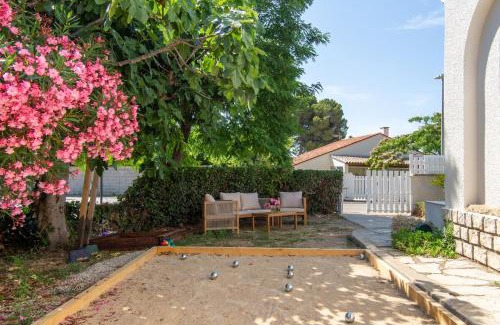 La Peyrade Villa | Somptueuse villa piscine terrain de pétanque à 10 min de Sète