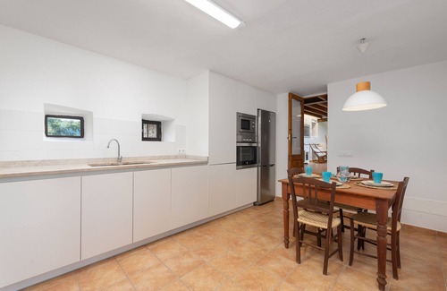 Es Carritxo Ski Chalet | Son Esquerrà - Two Bedroom Chalet, Sleeps 4