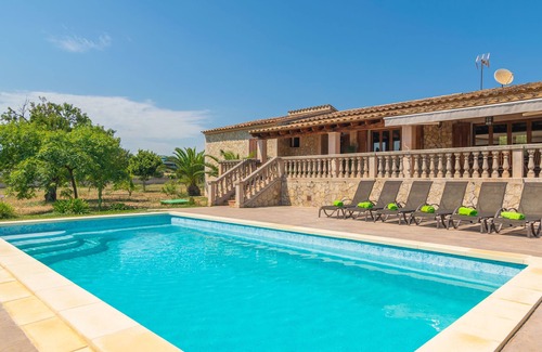 Es Secar de la Real Villa | SON PAX PETIT - Villa with private pool in Palma. Free WiFi