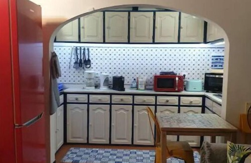 Sao Martinho do Porto Ski Chalet | Sondela Self Catering Cottages.nCosy, quaint chalet, 10 meters from the pool.
