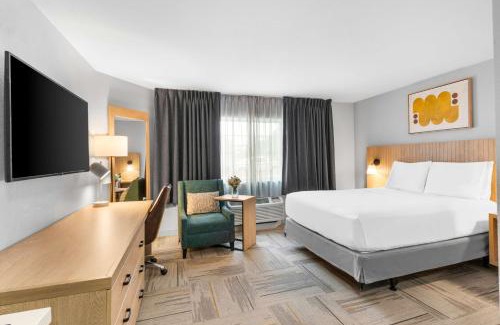 East Congress Hotel | Sonesta Simply Suites Austin South