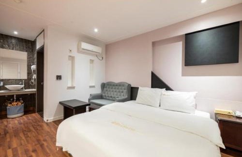 Haeundae Hotel | Song-Jeong Bay Hotel