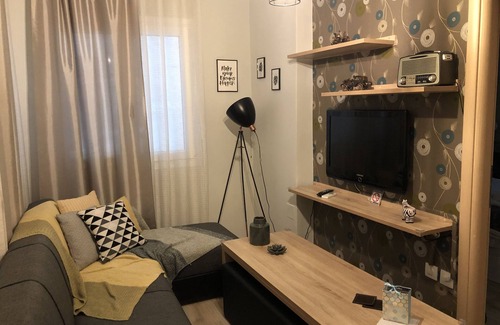 Thessaloniki Apartment | Sonia's central cosy apartment,explore city on foot .License:ΑΜΑ 00000237380