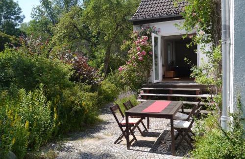 Braunschweig Apartment | Sonniges Häuschen mit Garten