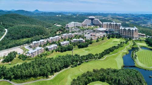 Toseong Resort | Sono Felice Delpino