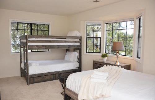 Sonoma House | Sonoma Hideaway 3BD 2,5 BATH, Beautiful Patio and Garden