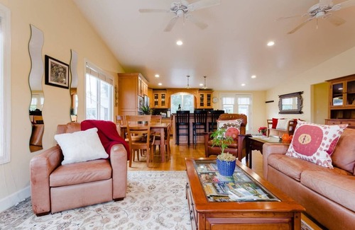 Sonoma House | Sonoma Plaza Vacation Home