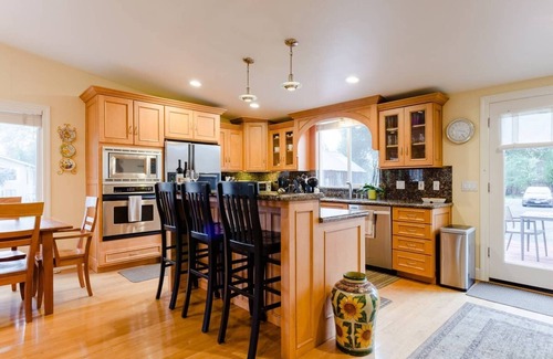 Sonoma House | Sonoma Plaza Vacation Home