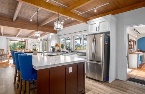 Sonoma Villa | Sonoma Villa by Standout Stays