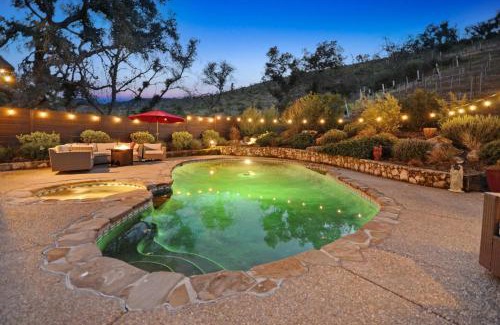 Sonoma House | Sonoma Vineyard Estate With 3 Bedrooms And Pool - Includes Wine Tasting Passport