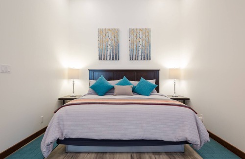 Sonoma House | Sonoma Wine Lovers Getaway - A Pleasant Stroll to the Sonoma Plaza