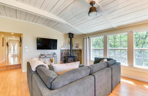 Sonora House | Sonora Hilltop Home Scenic Views, Pet Friendly!