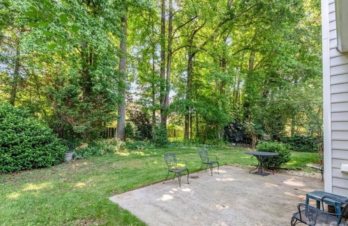 Provincetowne House | Soothing 4-bedroom house with AC in charming Charlotte