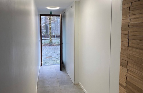 Ronse House | Soothing 7-bedroom house with WiFi in Ronse.