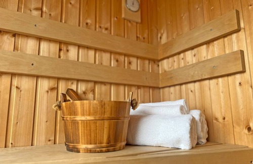 Markgrave Apartment | Soothing apartment with Sauna in charming Antwerpen