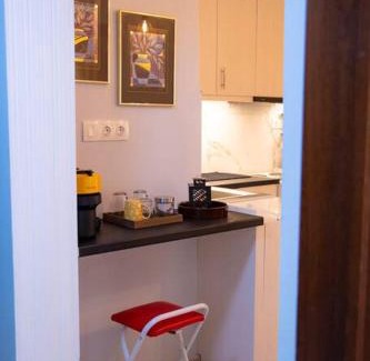 Aigaleo Apartment | 'Sophia's' Athenian Central Home