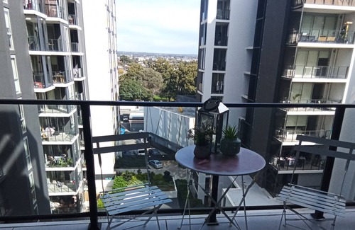 Bankstown Apartment | Sophiscated, classy with a penthouse feel 2 bdrm apartmnt