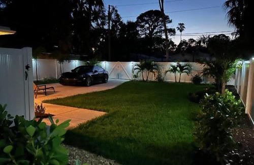 Bayview House | Sophisticated Charm in St Pete