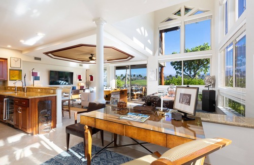 Kamuela Condo | Sophisticated freshly remodeled two story Golf Villa w/Private Beach Club