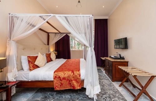 Limuru Hotel | Sophisticated Room Near Pool and Gardens – Perfect for Relaxation
